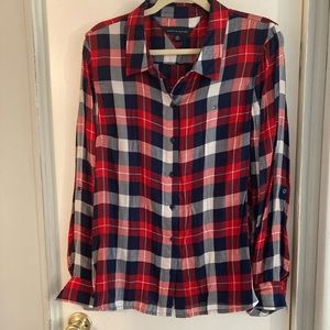 Tommy Hilfiger Adjustable Sleeve Plaid Button Down Shirt